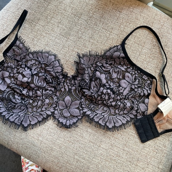 For love and lemons 🍋 bra top skivvies gray lace  black nude - Picture 4 of 16